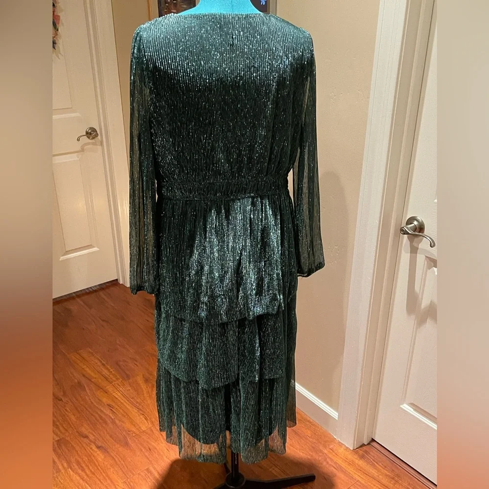 Maurices Green Metallic Thread Ruffle Tiered Midi Dress 1X - Picture 6 of 11